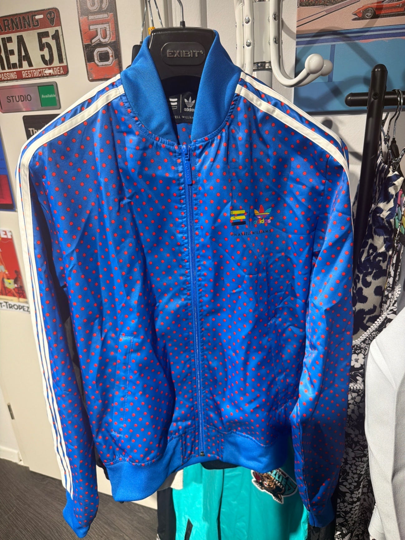 Adidas — Adidas jacket Pharéll williams Blue with red dots